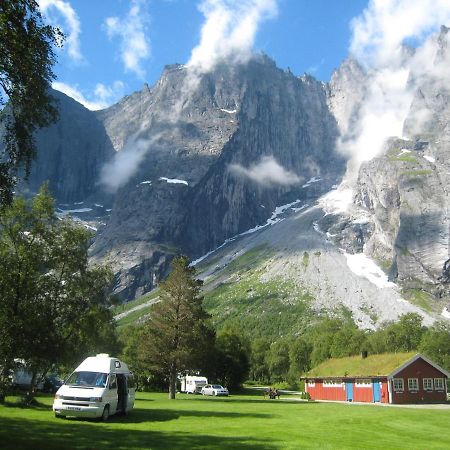 Trollveggen Camping Villa Åndalsnes Exteriör bild