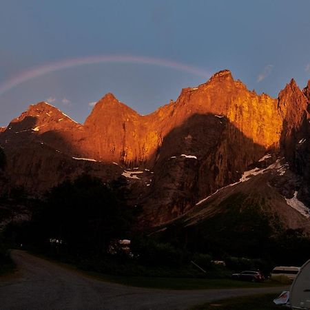 Trollveggen Camping Villa Åndalsnes Exteriör bild