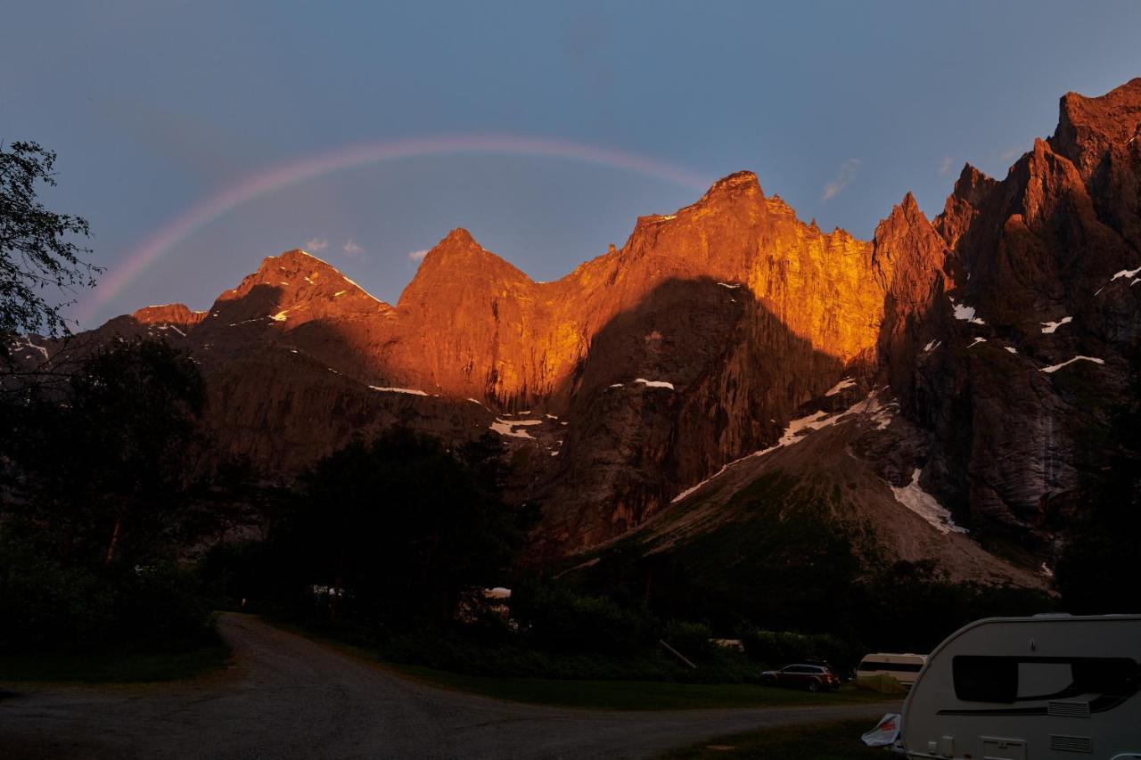 Trollveggen Camping Villa Åndalsnes Exteriör bild